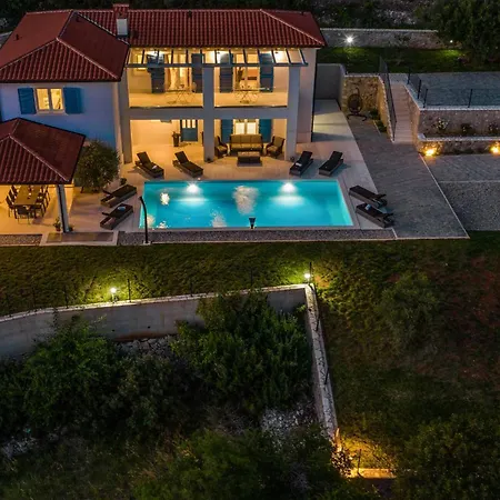 Beautiful In Holiday home