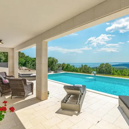 Beautiful In Holiday home