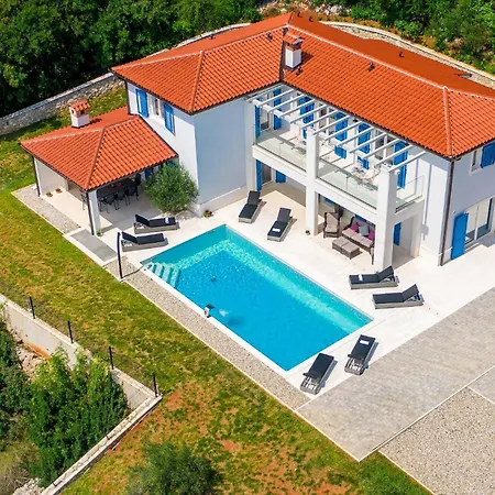 Holiday home Beautiful In